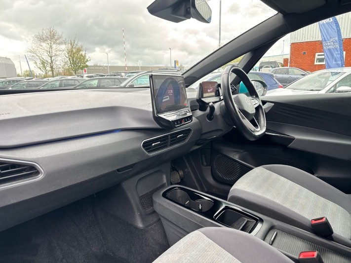2022 (22) VOLKSWAGEN ID.3 107KW Life Pro 58kWh 5dr Auto 5304881