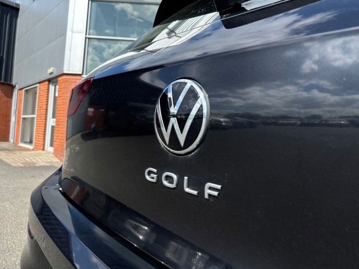 2021 (21) VOLKSWAGEN GOLF 2.0 TDI 150 Style 5dr DSG 5318597
