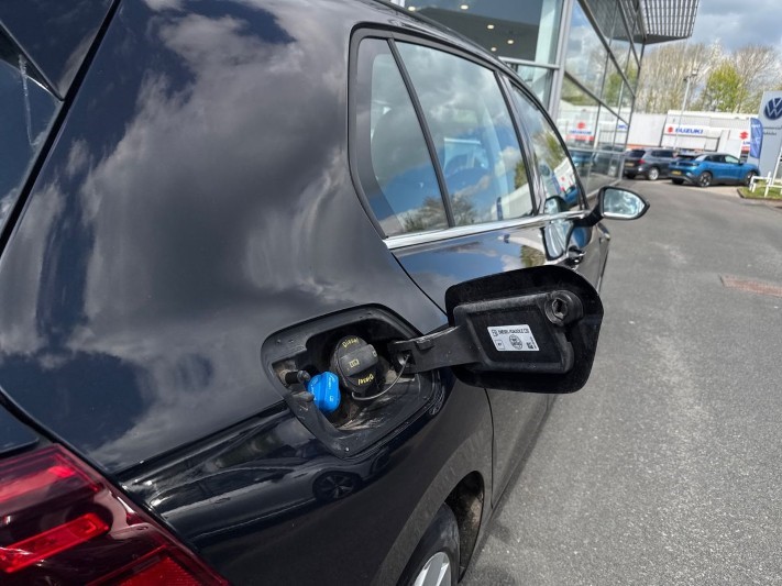 2021 (21) VOLKSWAGEN GOLF 2.0 TDI 150 Style 5dr DSG 5318603