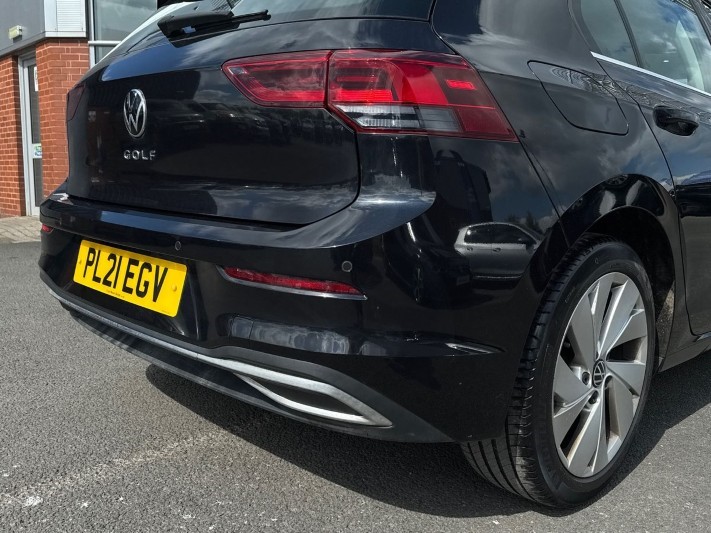 2021 (21) VOLKSWAGEN GOLF 2.0 TDI 150 Style 5dr DSG 5318595