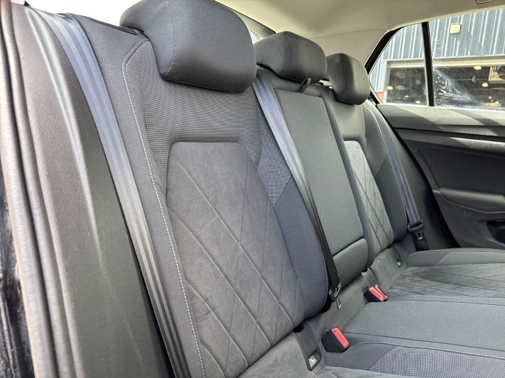 2021 (21) VOLKSWAGEN GOLF 2.0 TDI 150 Style 5dr DSG 5318583