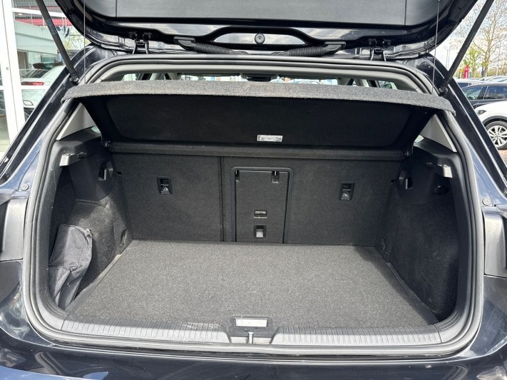 2021 (21) VOLKSWAGEN GOLF 2.0 TDI 150 Style 5dr DSG 5318586