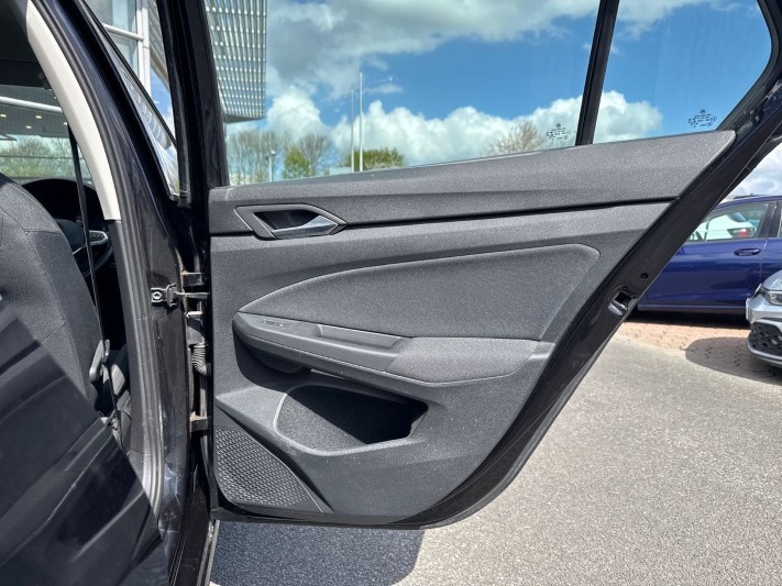 2021 (21) VOLKSWAGEN GOLF 2.0 TDI 150 Style 5dr DSG 5318611