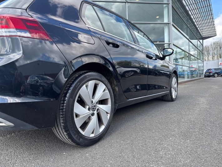 2021 (21) VOLKSWAGEN GOLF 2.0 TDI 150 Style 5dr DSG 5318590