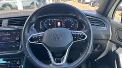 2023 (72) VOLKSWAGEN TIGUAN 2.0 TDI 4Motion R-Line 5dr DSG 5330791