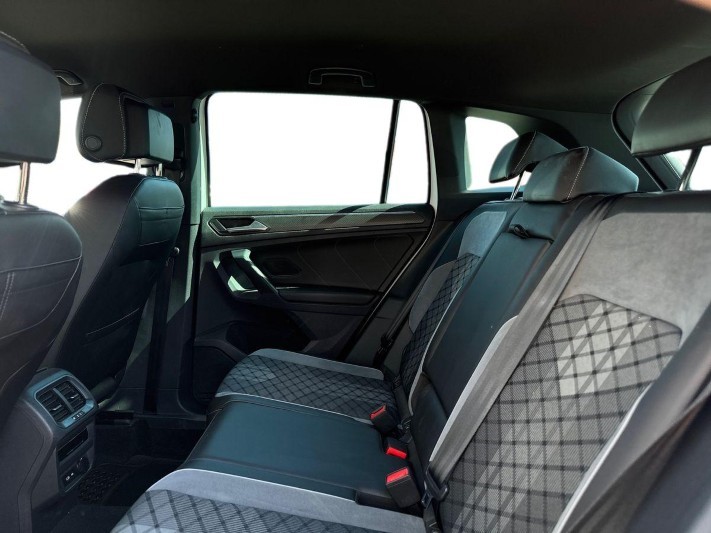 2023 (72) VOLKSWAGEN TIGUAN 2.0 TDI 4Motion R-Line 5dr DSG 5330776