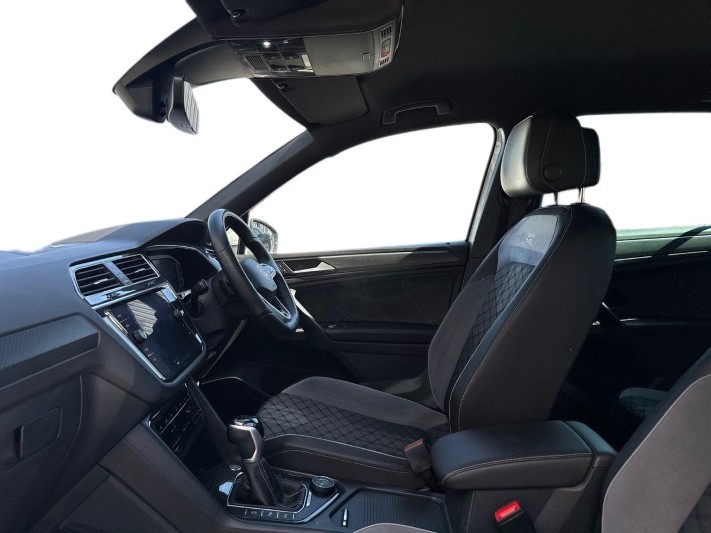 2023 (72) VOLKSWAGEN TIGUAN 2.0 TDI 4Motion R-Line 5dr DSG 5330775