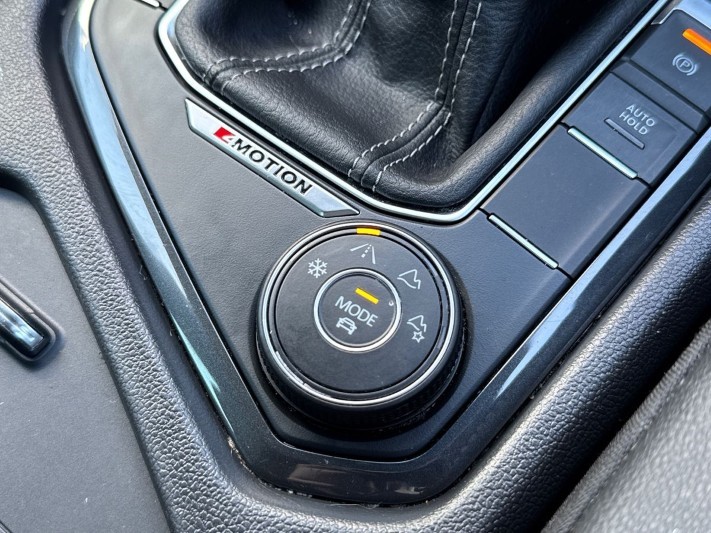 2023 (72) VOLKSWAGEN TIGUAN 2.0 TDI 4Motion R-Line 5dr DSG 5330801