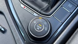 2023 (72) VOLKSWAGEN TIGUAN 2.0 TDI 4Motion R-Line 5dr DSG 5330801