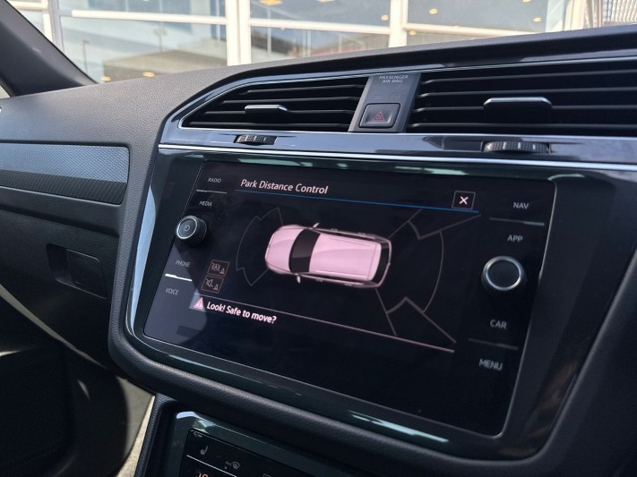 2023 (72) VOLKSWAGEN TIGUAN 2.0 TDI 4Motion R-Line 5dr DSG 5330798