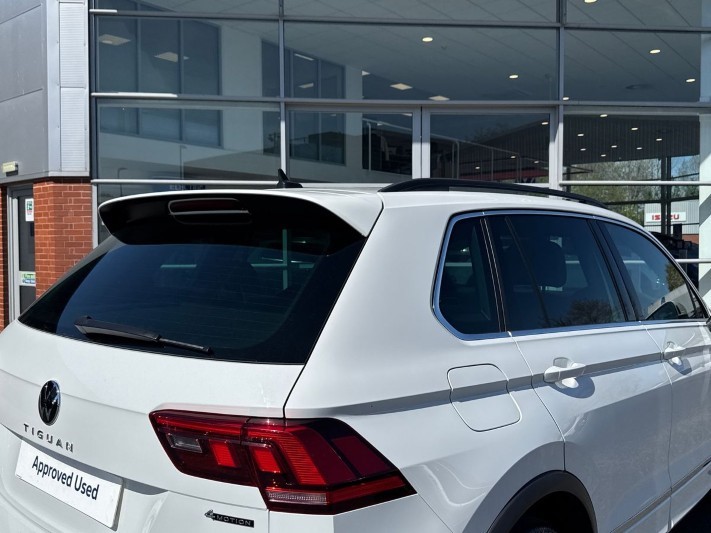 2023 (72) VOLKSWAGEN TIGUAN 2.0 TDI 4Motion R-Line 5dr DSG 5330812
