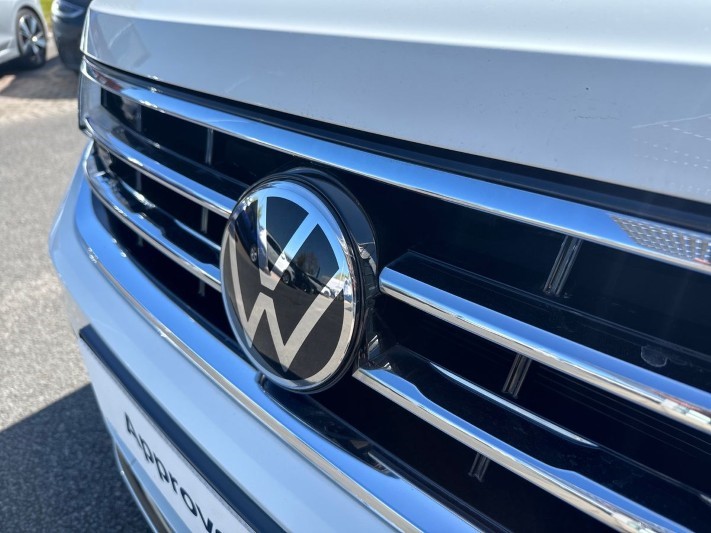 2023 (72) VOLKSWAGEN TIGUAN 2.0 TDI 4Motion R-Line 5dr DSG 5330815