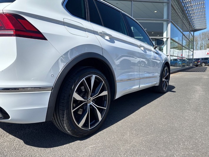 2023 (72) VOLKSWAGEN TIGUAN 2.0 TDI 4Motion R-Line 5dr DSG 5330813