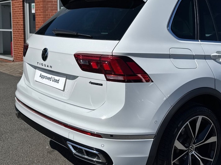2023 (72) VOLKSWAGEN TIGUAN 2.0 TDI 4Motion R-Line 5dr DSG 5330818