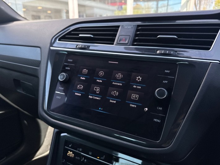 2023 (72) VOLKSWAGEN TIGUAN 2.0 TDI 4Motion R-Line 5dr DSG 5330796