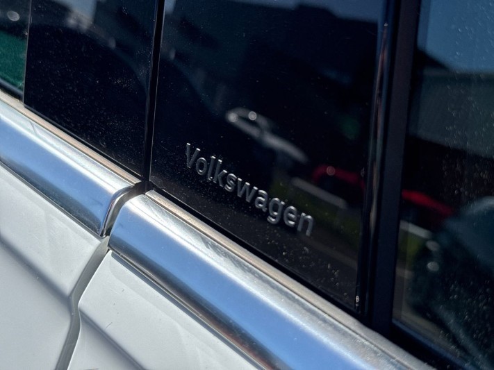 2023 (72) VOLKSWAGEN TIGUAN 2.0 TDI 4Motion R-Line 5dr DSG 5330828