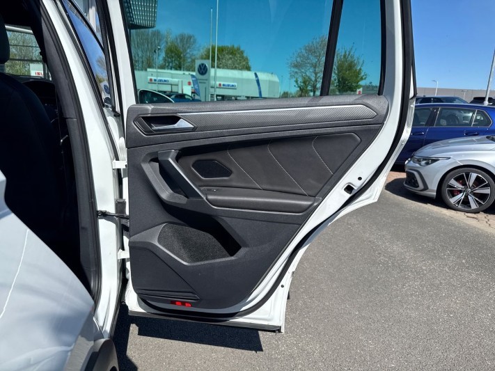 2023 (72) VOLKSWAGEN TIGUAN 2.0 TDI 4Motion R-Line 5dr DSG 5330835