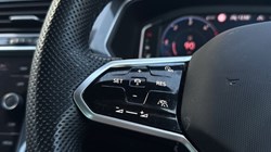 2023 (72) VOLKSWAGEN TIGUAN 2.0 TDI 4Motion R-Line 5dr DSG 5330792