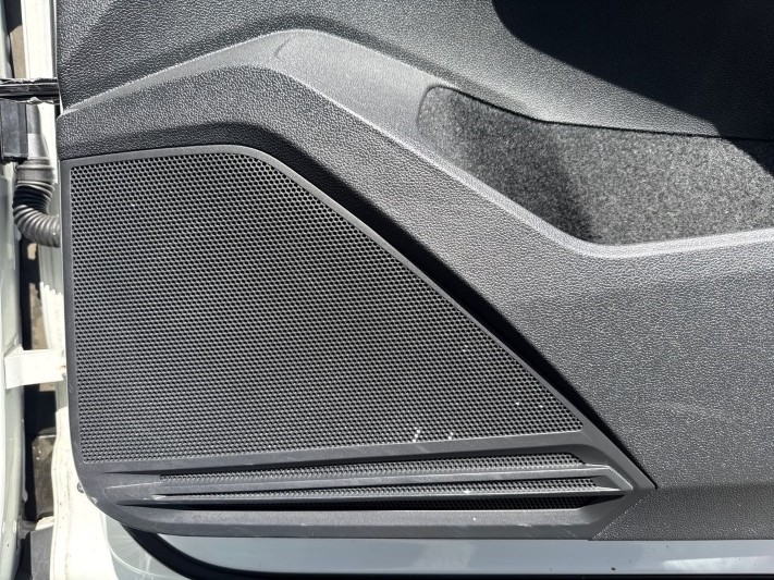 2023 (72) VOLKSWAGEN TIGUAN 2.0 TDI 4Motion R-Line 5dr DSG 5330786