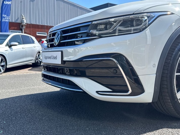 2023 (72) VOLKSWAGEN TIGUAN 2.0 TDI 4Motion R-Line 5dr DSG 5330816