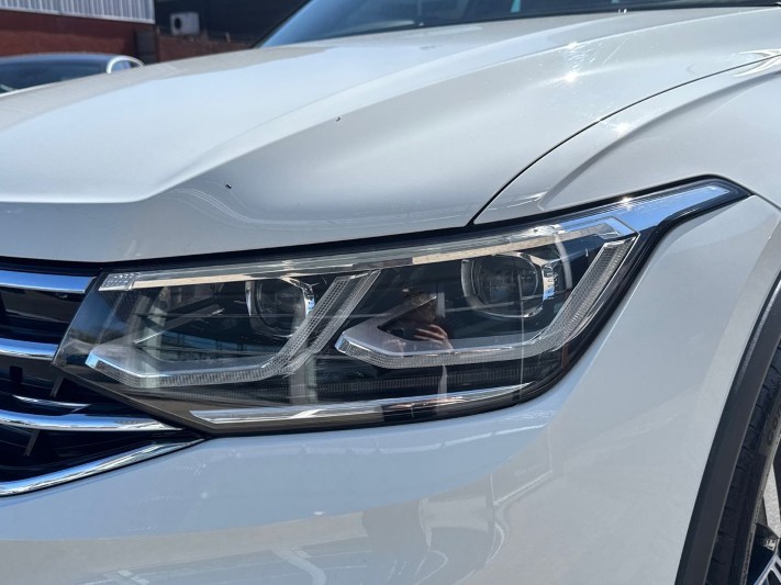 2023 (72) VOLKSWAGEN TIGUAN 2.0 TDI 4Motion R-Line 5dr DSG 5330814