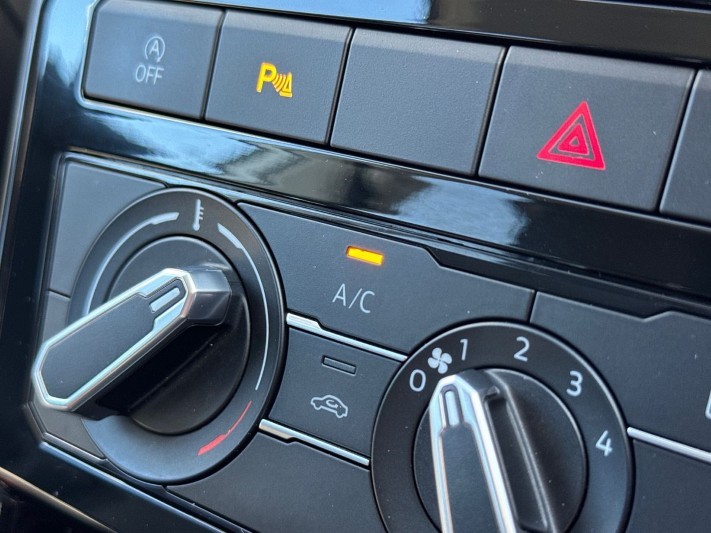 2024 (74) VOLKSWAGEN T-CROSS 1.0 TSI 115 Match 5dr DSG 5318435