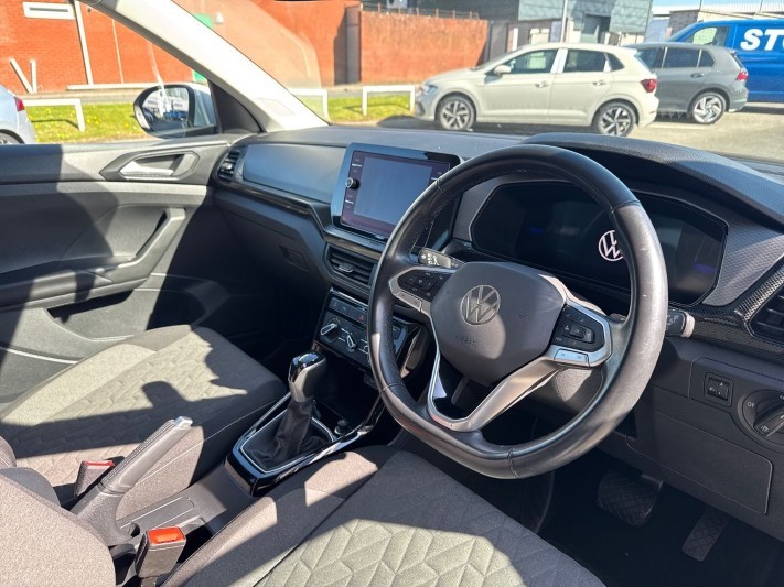 2024 (74) VOLKSWAGEN T-CROSS 1.0 TSI 115 Match 5dr DSG 5318417