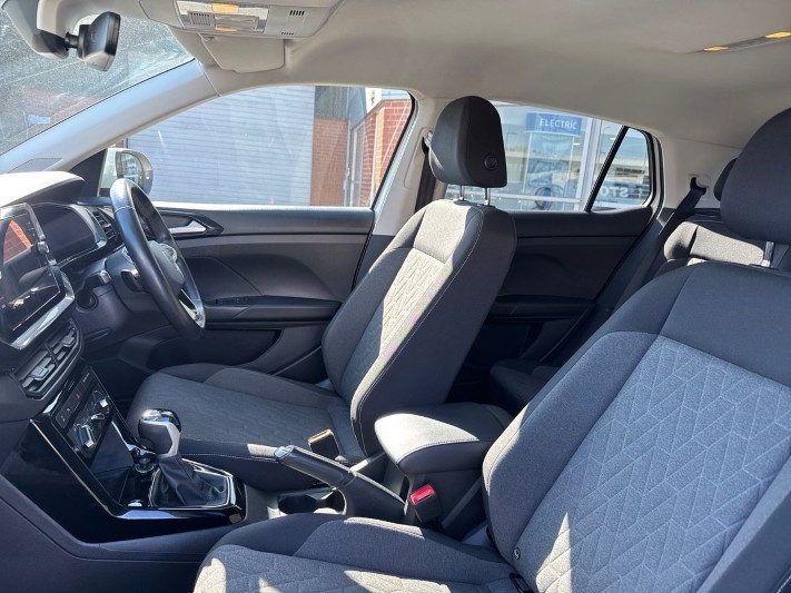 2024 (74) VOLKSWAGEN T-CROSS 1.0 TSI 115 Match 5dr DSG 5318440