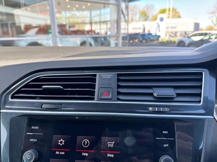 2022 (72) VOLKSWAGEN TIGUAN 2.0 TDI 4Motion R-Line 5dr DSG 5324598