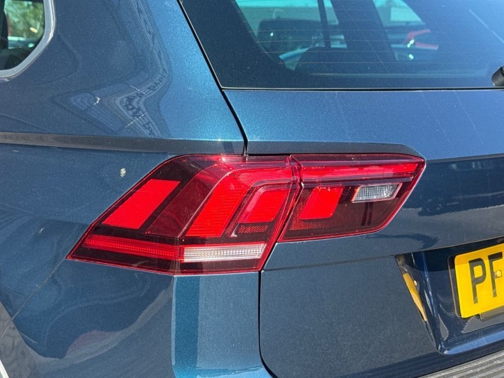 2022 (72) VOLKSWAGEN TIGUAN 2.0 TDI 4Motion R-Line 5dr DSG 5324612