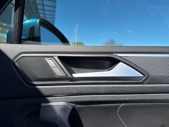 2022 (72) VOLKSWAGEN TIGUAN 2.0 TDI 4Motion R-Line 5dr DSG 5324630