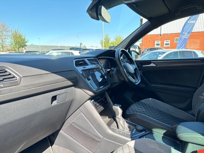 2022 (72) VOLKSWAGEN TIGUAN 2.0 TDI 4Motion R-Line 5dr DSG 5324603