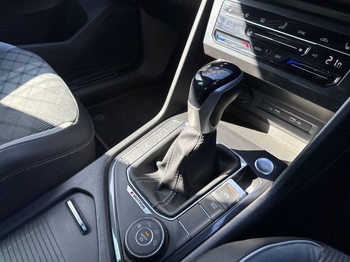 2022 (72) VOLKSWAGEN TIGUAN 2.0 TDI 4Motion R-Line 5dr DSG 5324599