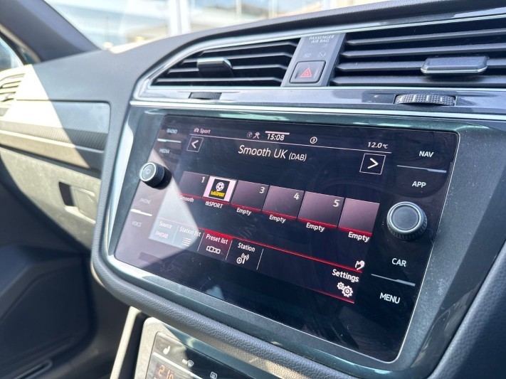 2022 (72) VOLKSWAGEN TIGUAN 2.0 TDI 4Motion R-Line 5dr DSG 5324594