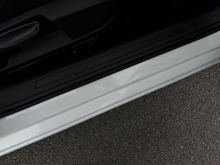 2025 (75) VOLKSWAGEN POLO 1.0 Life 5dr 5306145