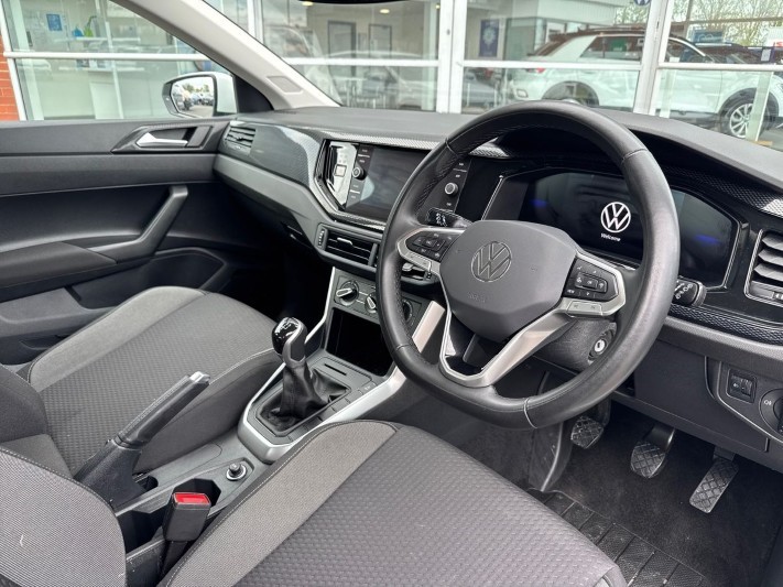 2025 (75) VOLKSWAGEN POLO 1.0 Life 5dr 5306098