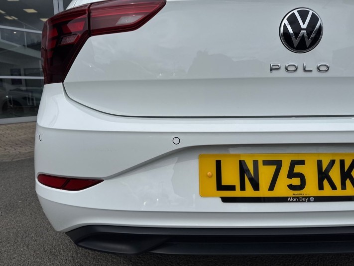 2025 (75) VOLKSWAGEN POLO 1.0 Life 5dr 5306134