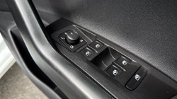 2025 (75) VOLKSWAGEN POLO 1.0 Life 5dr 5306101