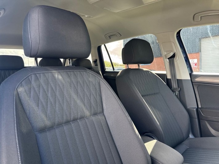 2023 (23) VOLKSWAGEN TIGUAN ALLSPACE 1.5 TSI Life 5dr 5307308