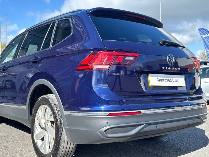 2023 (23) VOLKSWAGEN TIGUAN ALLSPACE 1.5 TSI Life 5dr 5307336