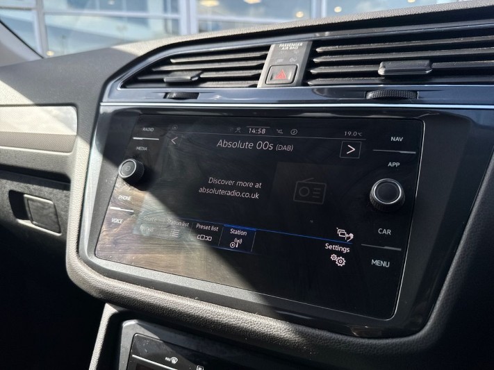 2023 (23) VOLKSWAGEN TIGUAN ALLSPACE 1.5 TSI Life 5dr 5307317