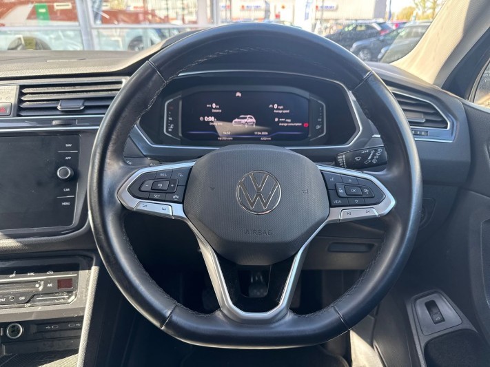 2023 (23) VOLKSWAGEN TIGUAN ALLSPACE 1.5 TSI Life 5dr 5307309