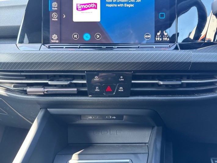 2021 (71) VOLKSWAGEN GOLF 2.0 TSI 320 R 4Motion 5dr DSG 5330076