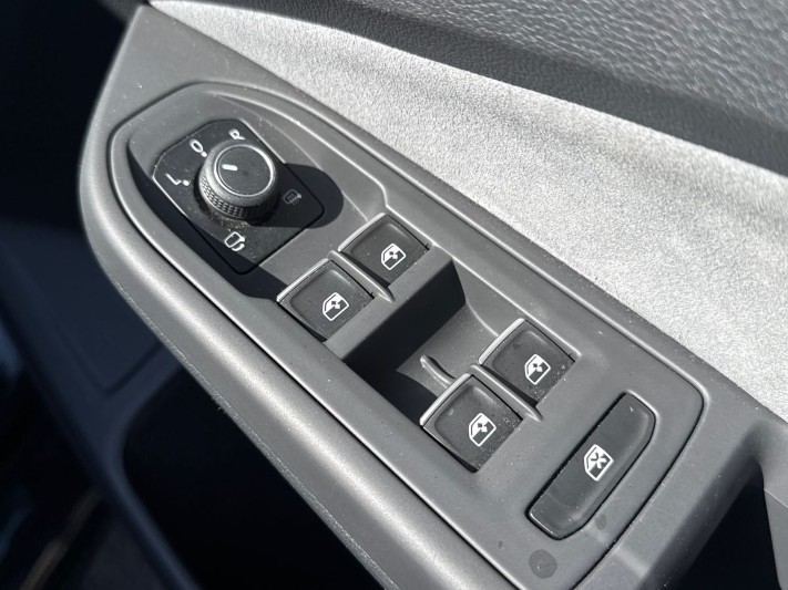 2021 (71) VOLKSWAGEN GOLF 2.0 TSI 320 R 4Motion 5dr DSG 5330060