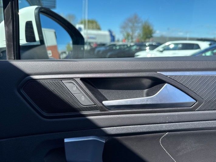 2023 (73) VOLKSWAGEN TIGUAN 1.5 TSI 150 R-Line 5dr DSG 5318543