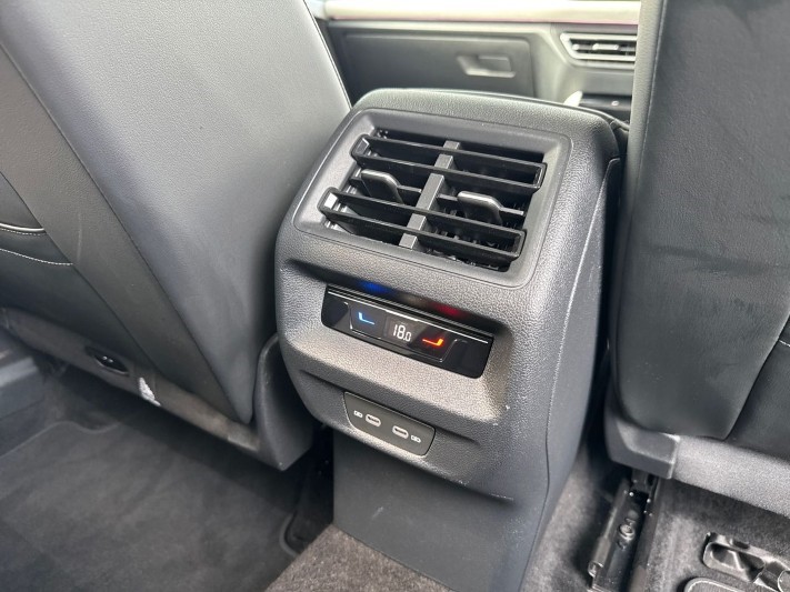 2024 (74) VOLKSWAGEN TIGUAN 1.5 eTSI 150 Elegance 5dr DSG 5346285