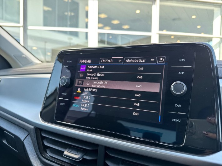 2024 (24) VOLKSWAGEN T-ROC 1.0 TSI 115 Match 5dr 5330166