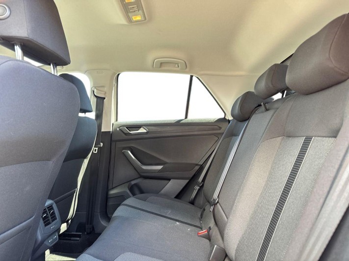 2024 (24) VOLKSWAGEN T-ROC 1.0 TSI 115 Match 5dr 5330143