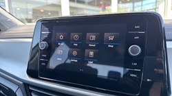 2024 (24) VOLKSWAGEN T-ROC 1.0 TSI 115 Match 5dr 5330200