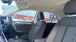 2024 (24) VOLKSWAGEN T-ROC 1.0 TSI 115 Match 5dr 5330174